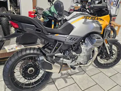 Moto Guzzi Stelvio (2024 - 26) nuova