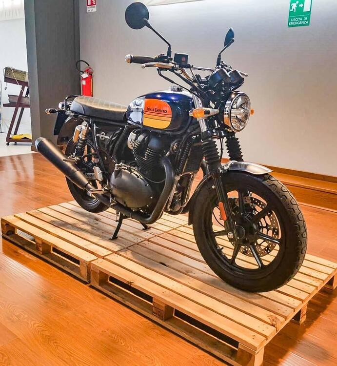 Royal Enfield Interceptor 650 (2021 - 24)