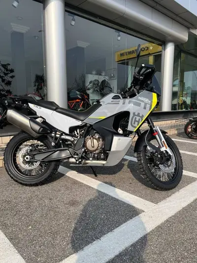 Husqvarna Norden 901 (2022 - 26) nuova