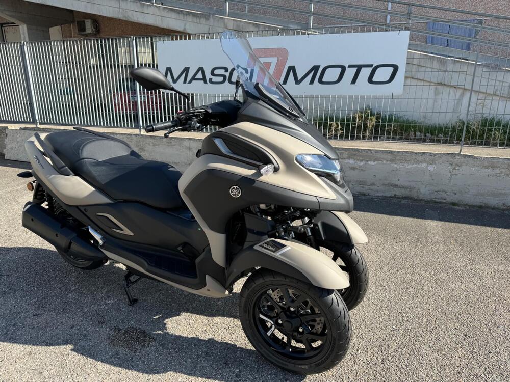 Yamaha Tricity 300 (2021 - 25) (2)