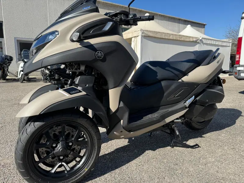 Yamaha Tricity 300 (2025 - 26) (3)