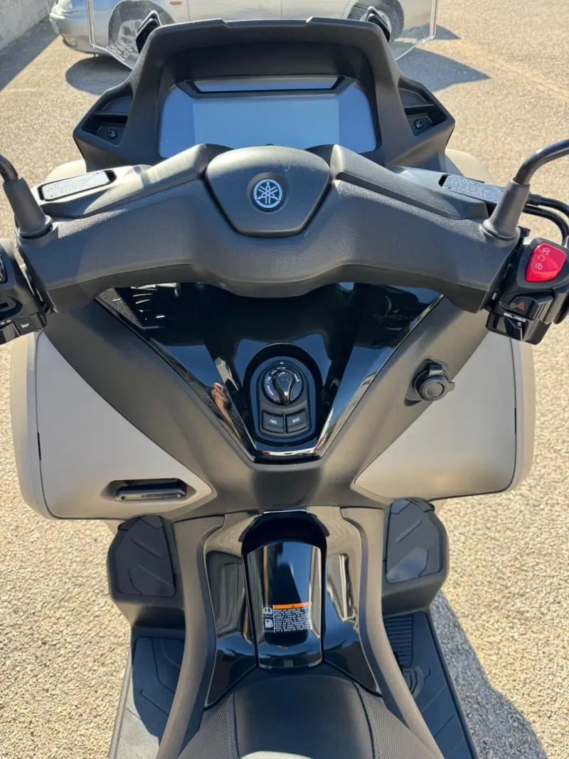 Yamaha Tricity 300 (2025 - 26) (6)
