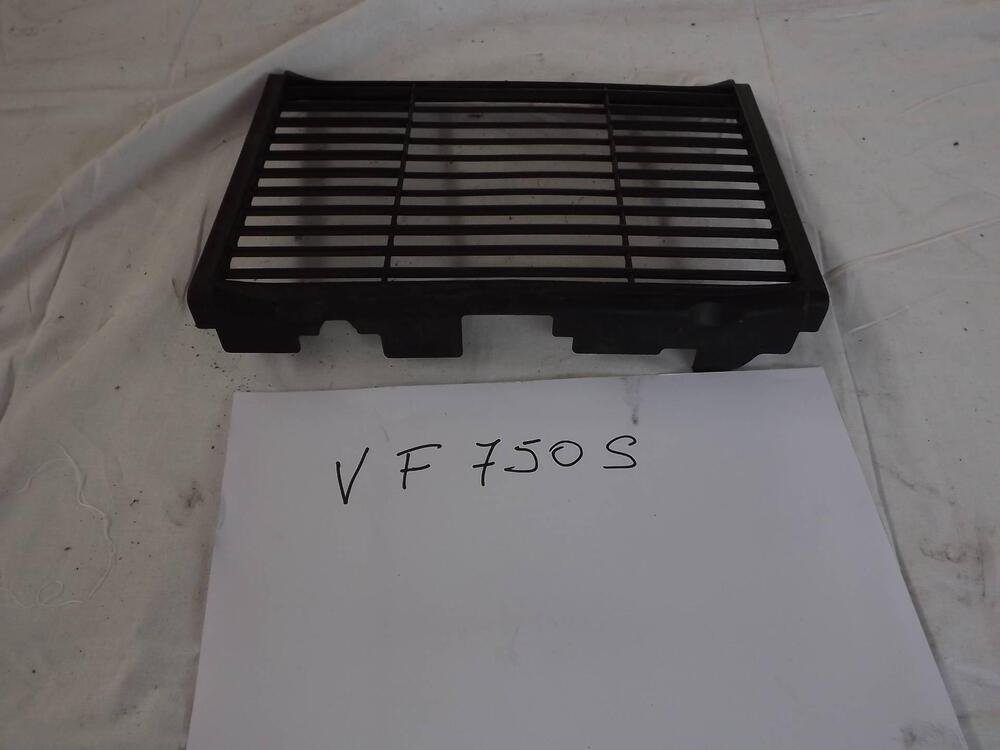 griglia radiatore vf750s Honda (2)