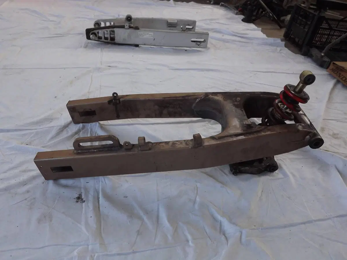 forcellone senza ammortizzatore nsr 125 Honda