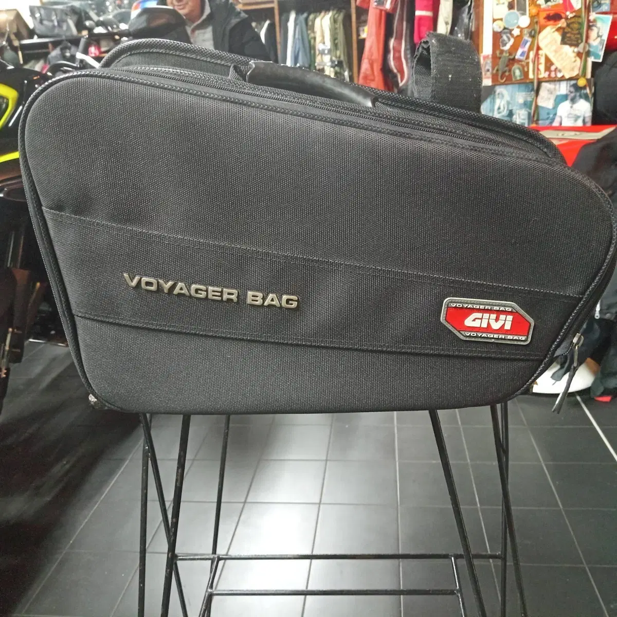 Borse laterali semirigide GIVI Voyager