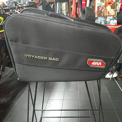 Borse laterali semirigide GIVI Voyager