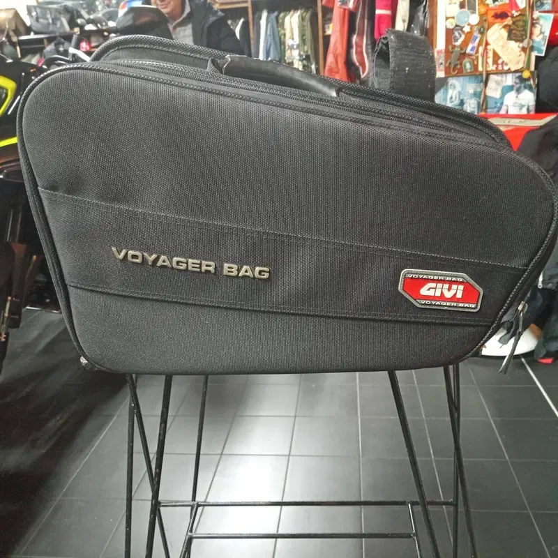 Borse laterali semirigide GIVI Voyager
