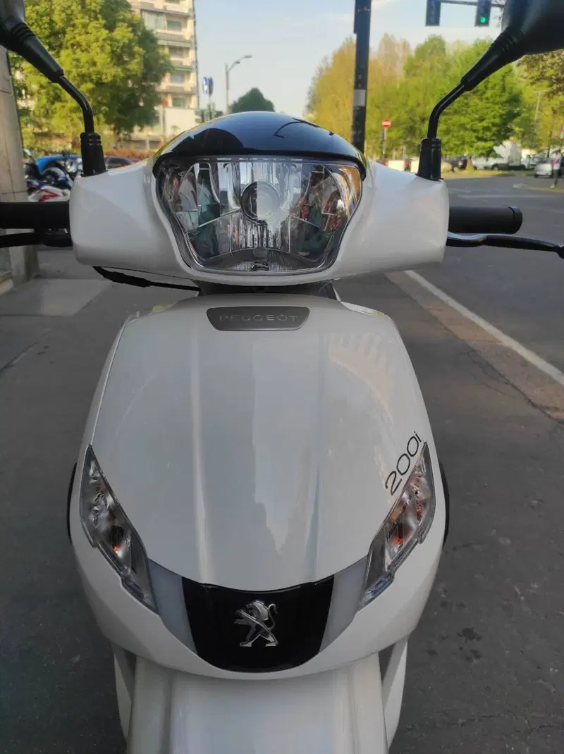 Peugeot Tweet 200 Active (2021 - 25) (6)