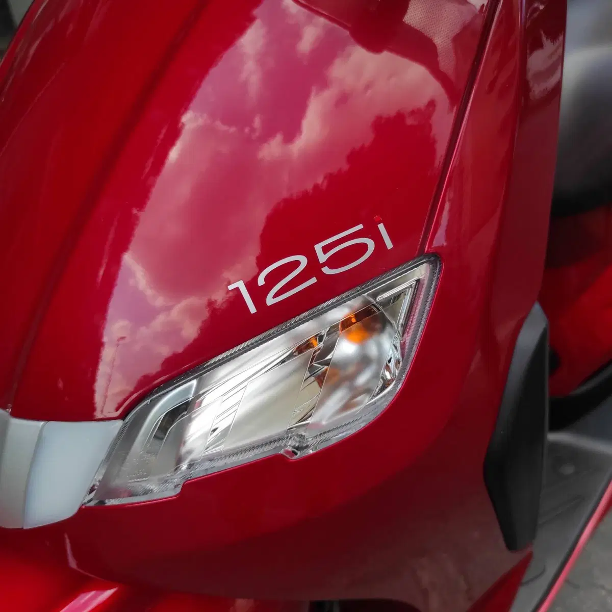 Peugeot Tweet 125i Active (2021 - 25) (13)