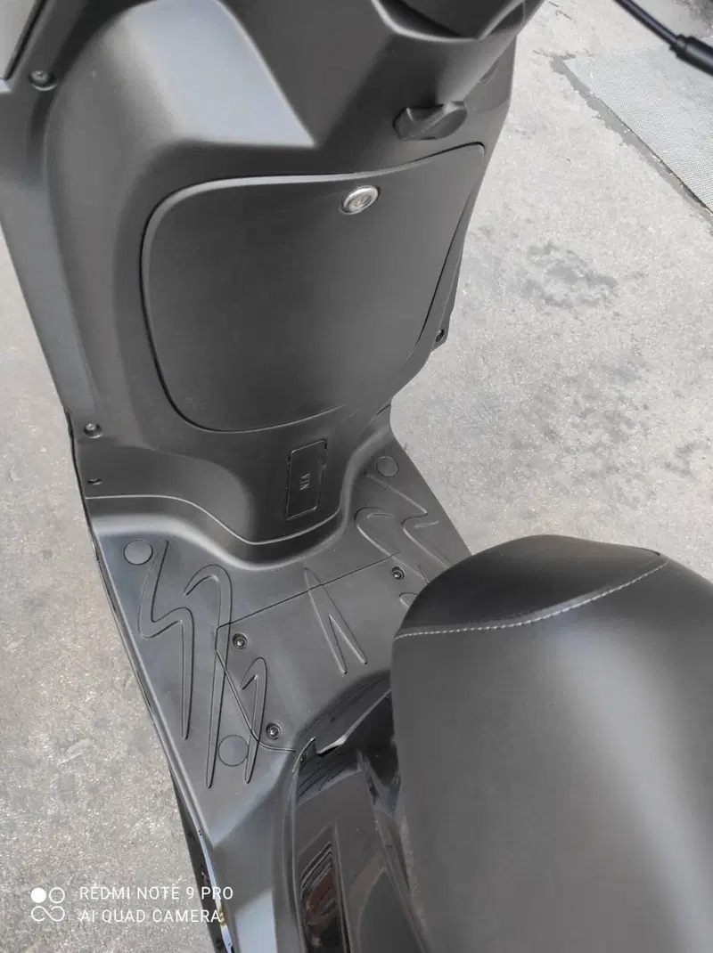 Peugeot Tweet 125i Active (2021 - 25) (13)