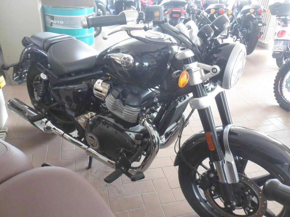 Royal Enfield Super Meteor 650 (2023 - 24) (4)