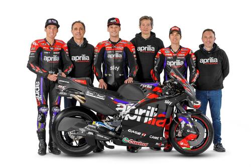 MotoGP 2024. Ecco le nuove livree dell'Aprilia RS-GP 24: ci sono delle differenze! [GALLERY e VIDEO] (3)