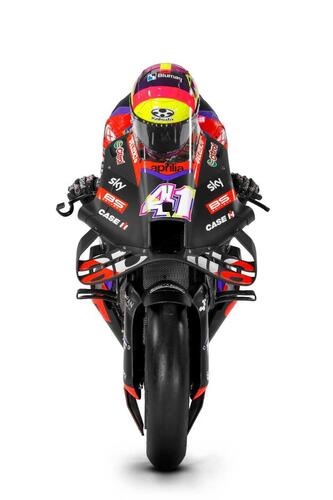 MotoGP 2024. Ecco le nuove livree dell'Aprilia RS-GP 24: ci sono delle differenze! [GALLERY e VIDEO] (5)