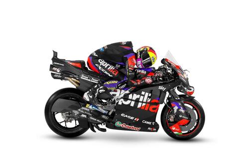 MotoGP 2024. Ecco le nuove livree dell'Aprilia RS-GP 24: ci sono delle differenze! [GALLERY e VIDEO] (4)