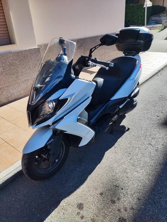 Kymco Downtown 350i ABS (2015 - 17) (3)