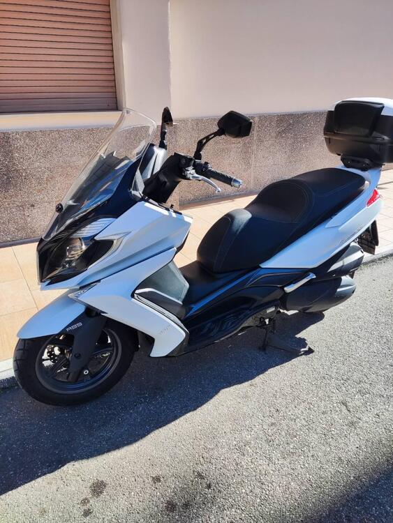 Kymco Downtown 350i ABS (2015 - 17) (4)