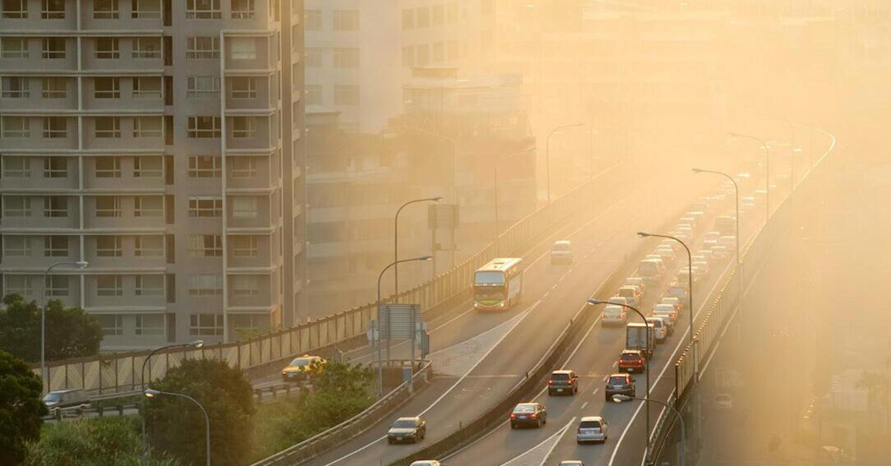 Allarme smog a Milano: come mai &egrave; la terza citt&agrave; pi&ugrave; inquinata del mondo?
