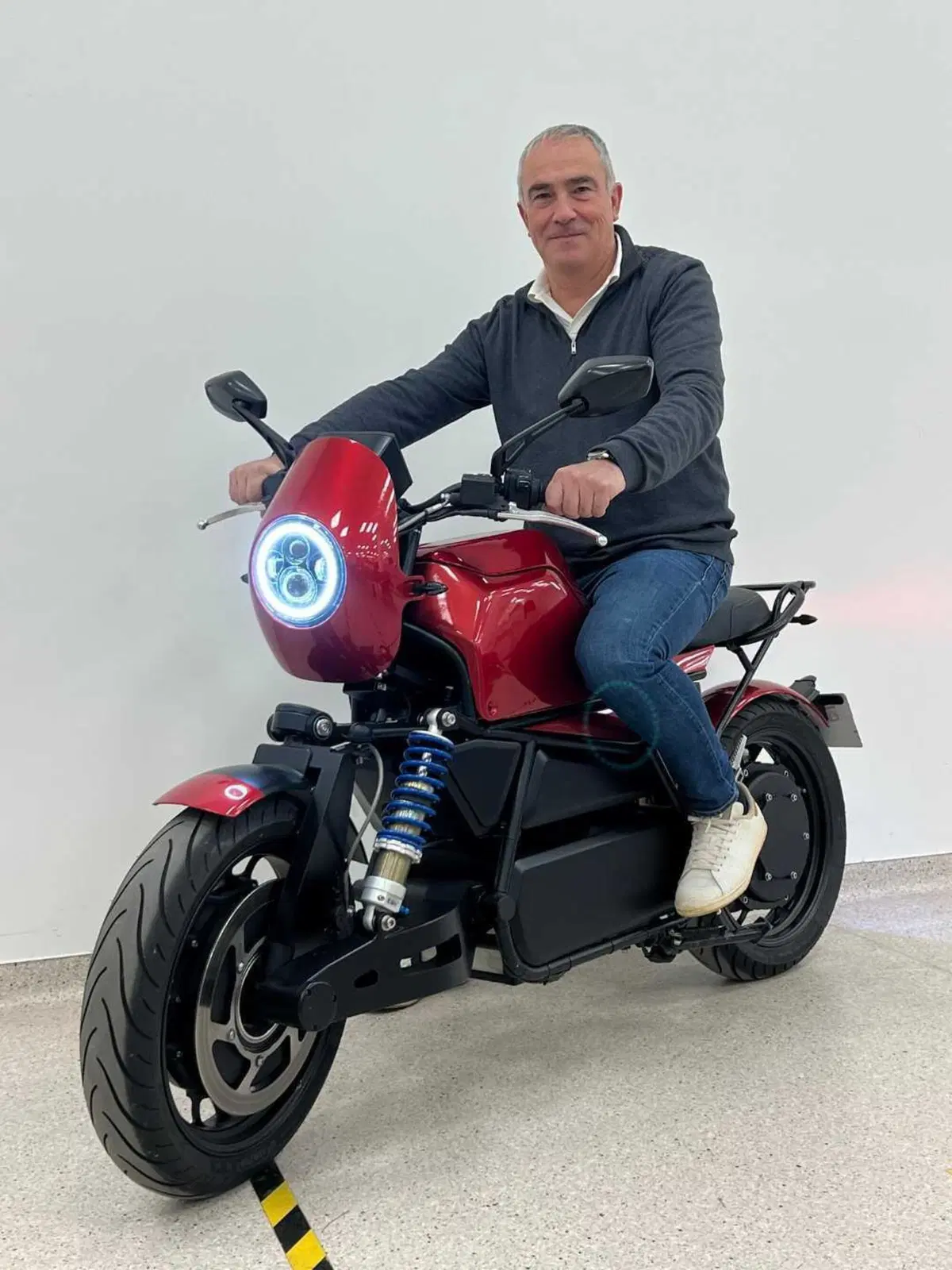 Elettrica a trazione integrale? Motowatt presenta la W1X (14)
