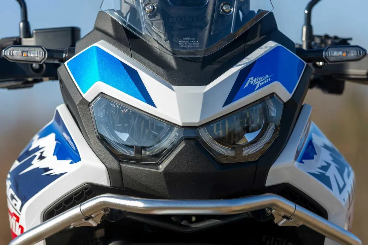 Test Honda Africa Twin 1100 2024 in versione ES e ruota da 21” [VIDEO & GALLERY]