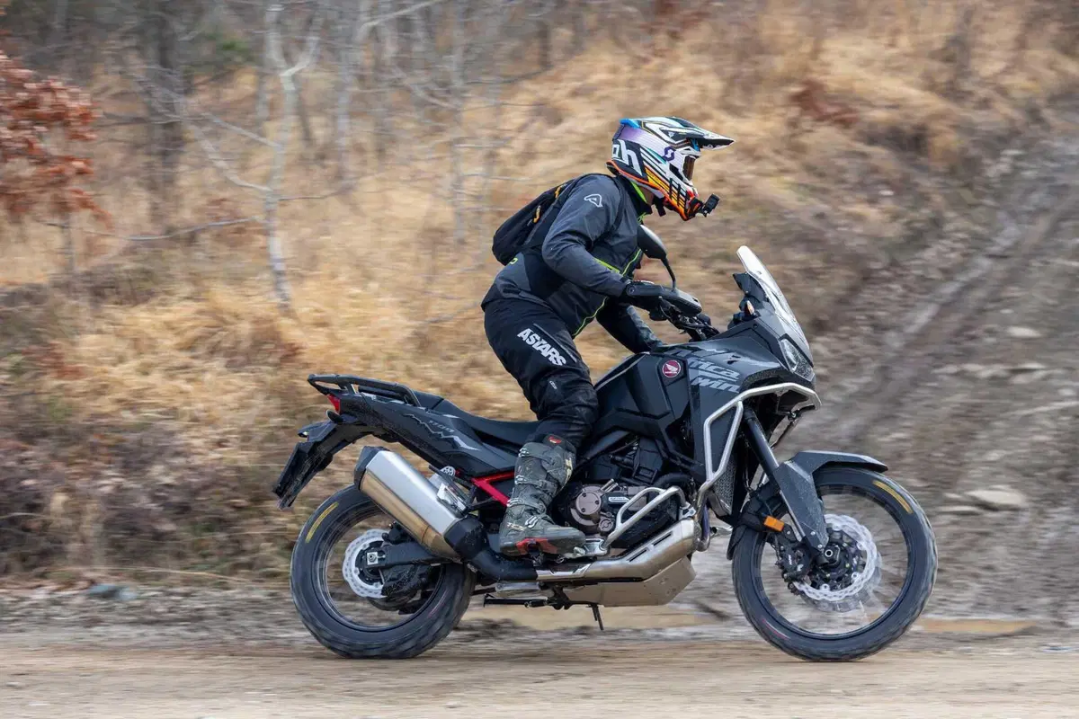 Test Honda Africa Twin 1100 2024 in versione ES e ruota da 21” [VIDEO & GALLERY] (6)