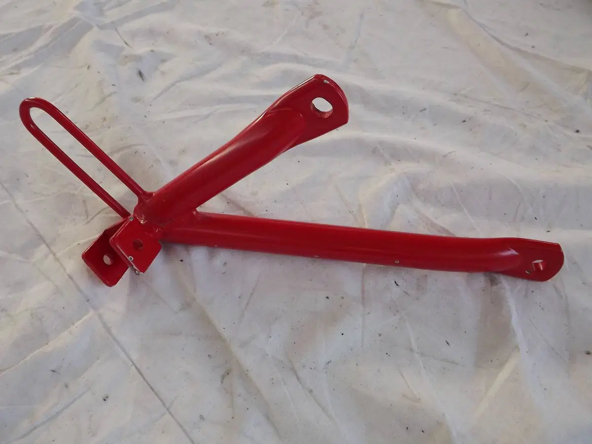 1 Supporto pedana passeggero xl Honda (2)