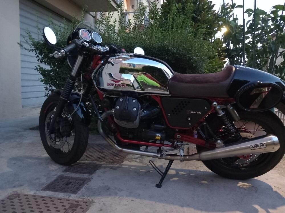 Moto Guzzi V7 II Racer (2015 - 17) (3)