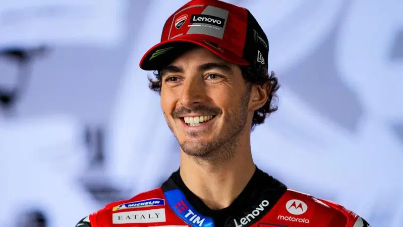 MotoGP 2024. Pecco Bagnaia, miglior tempo con la media! La GP24 &egrave; la miglior Ducati di sempre? "Non lo so" (ride) 