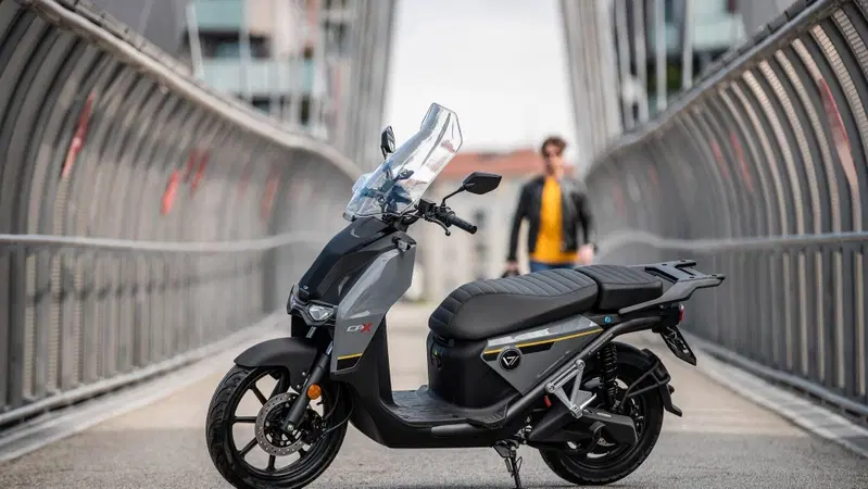 Vmoto e CA Auto Bank: promozioni fino al 15 marzo