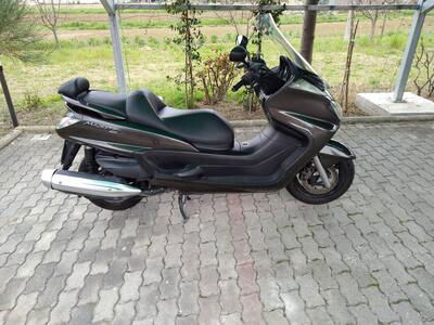 Yamaha Majesty 400 (2004 - 08), prezzo e scheda tecnica 