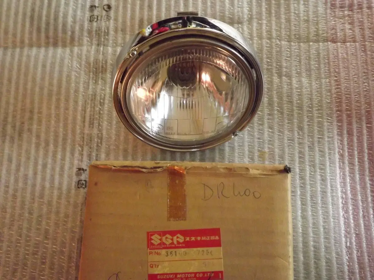 Gruppo ottico completo DR400 Suzuki