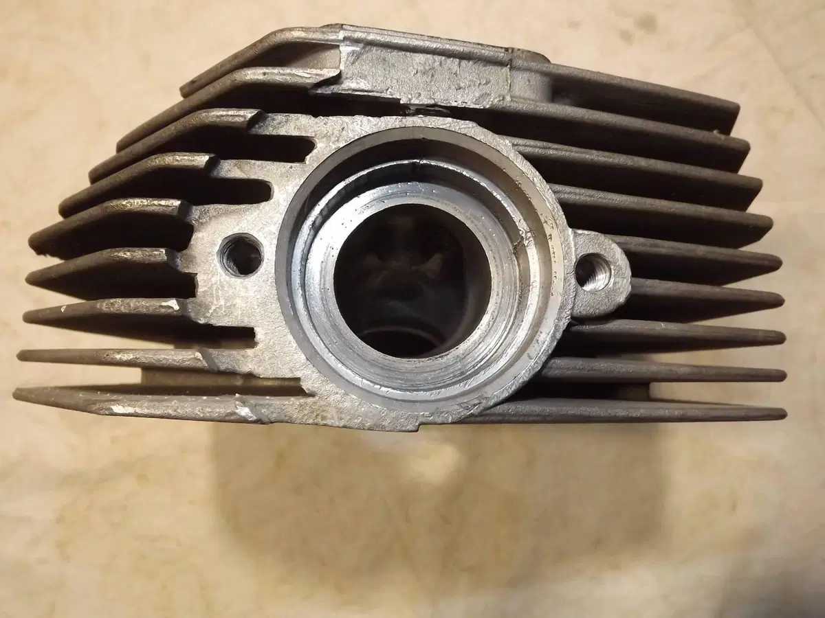 Testa moto Guzzi 850 lemans 3 100 % (5)