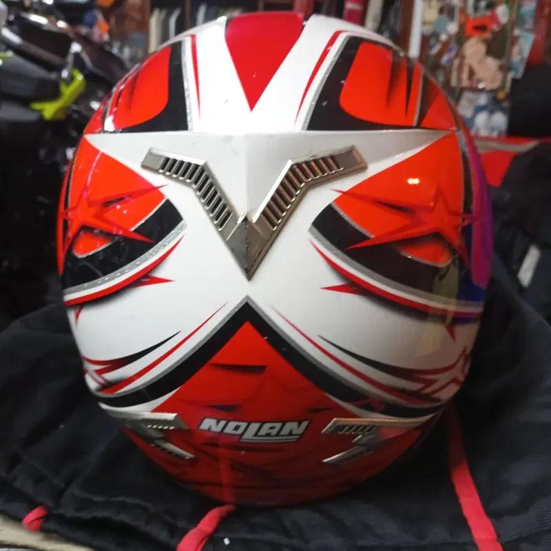 Casco Nolan (2)