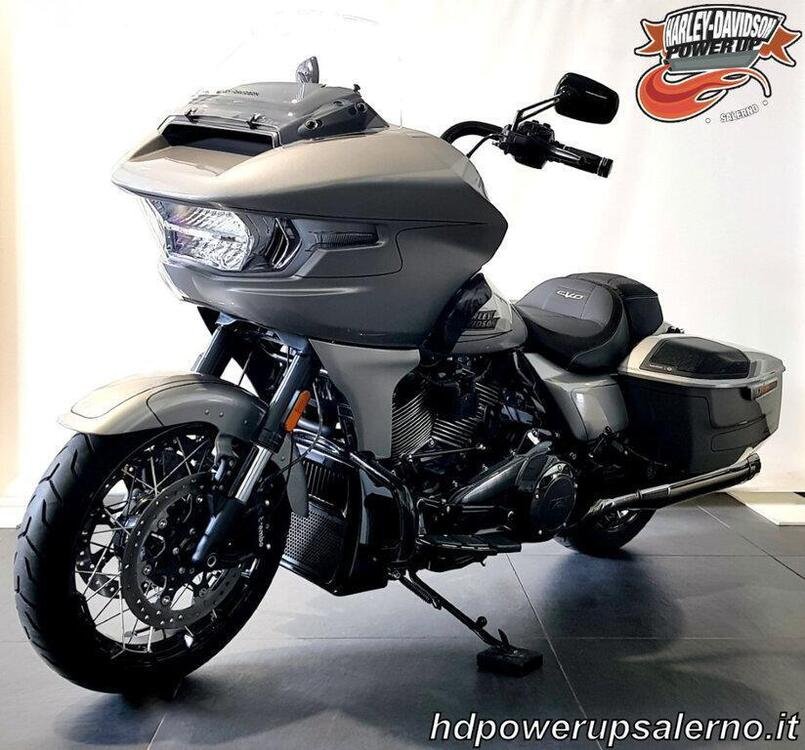 Harley-Davidson CVO Road Glide (2023) (3)