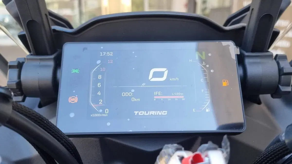 CFMOTO 650GT (2021 - 26) (3)