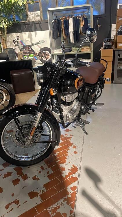 Royal Enfield Classic 350 (2021 - 24) (4)