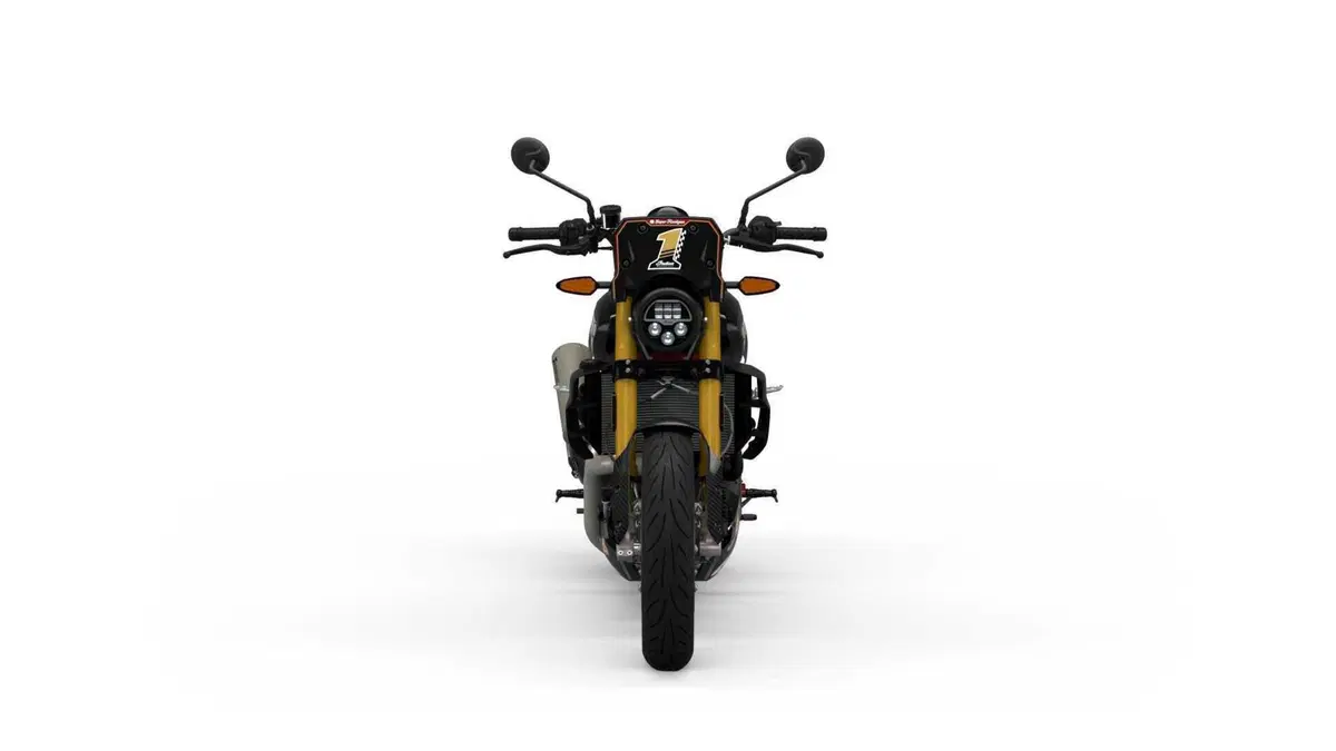 Indian e Roland Sands per una FTR "Hoolingan" che cita il MotoAmerica (3)