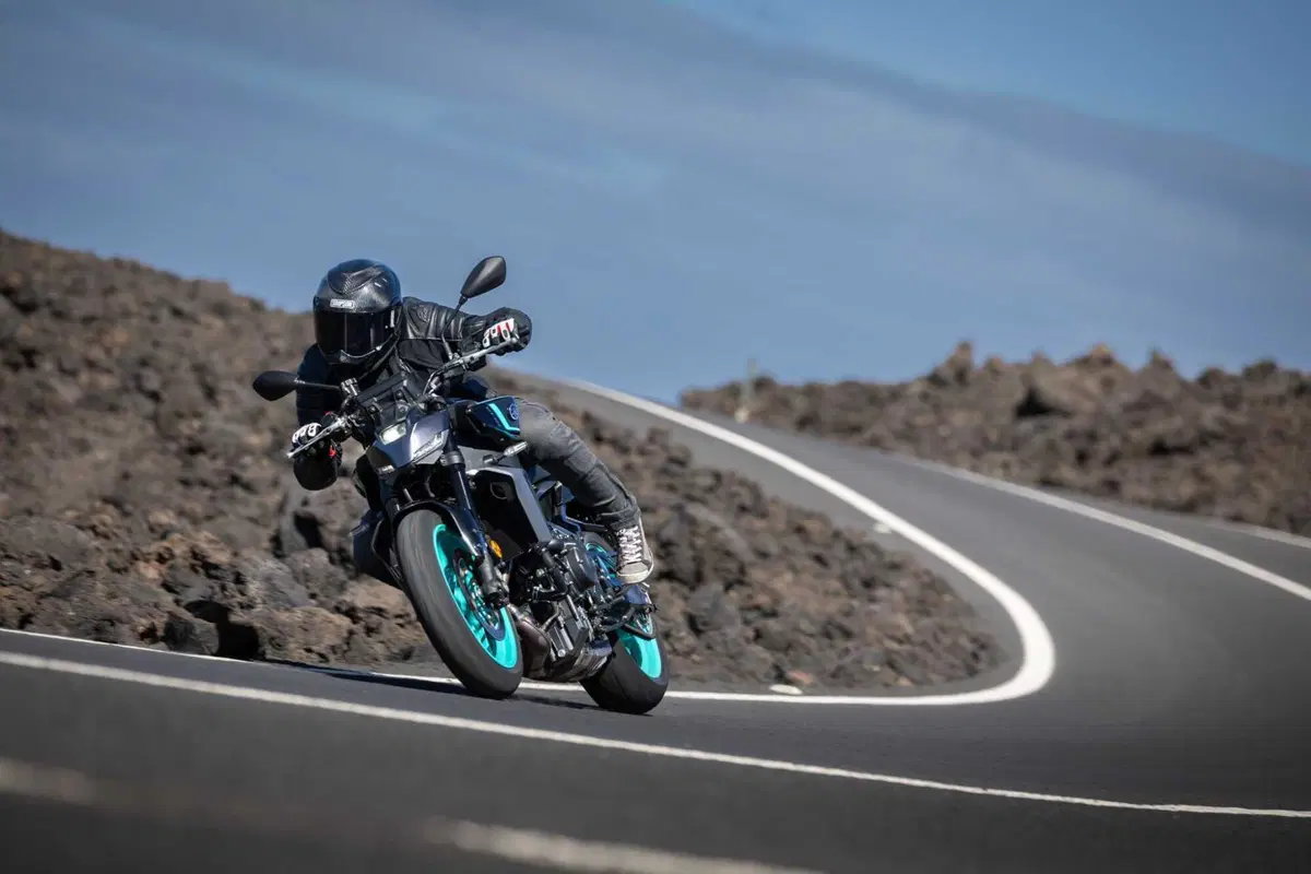 Yamaha MT-09 2024 TEST: un miglioramento costante. La prova su strada, Pro e Contro! [VIDEO E GALLERY] (5)