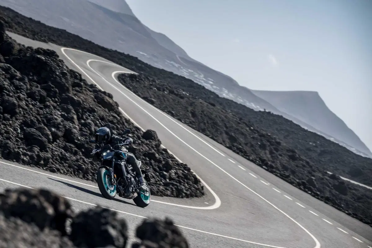 Yamaha MT-09 2024 TEST: un miglioramento costante. La prova su strada, Pro e Contro! [VIDEO E GALLERY] (28)