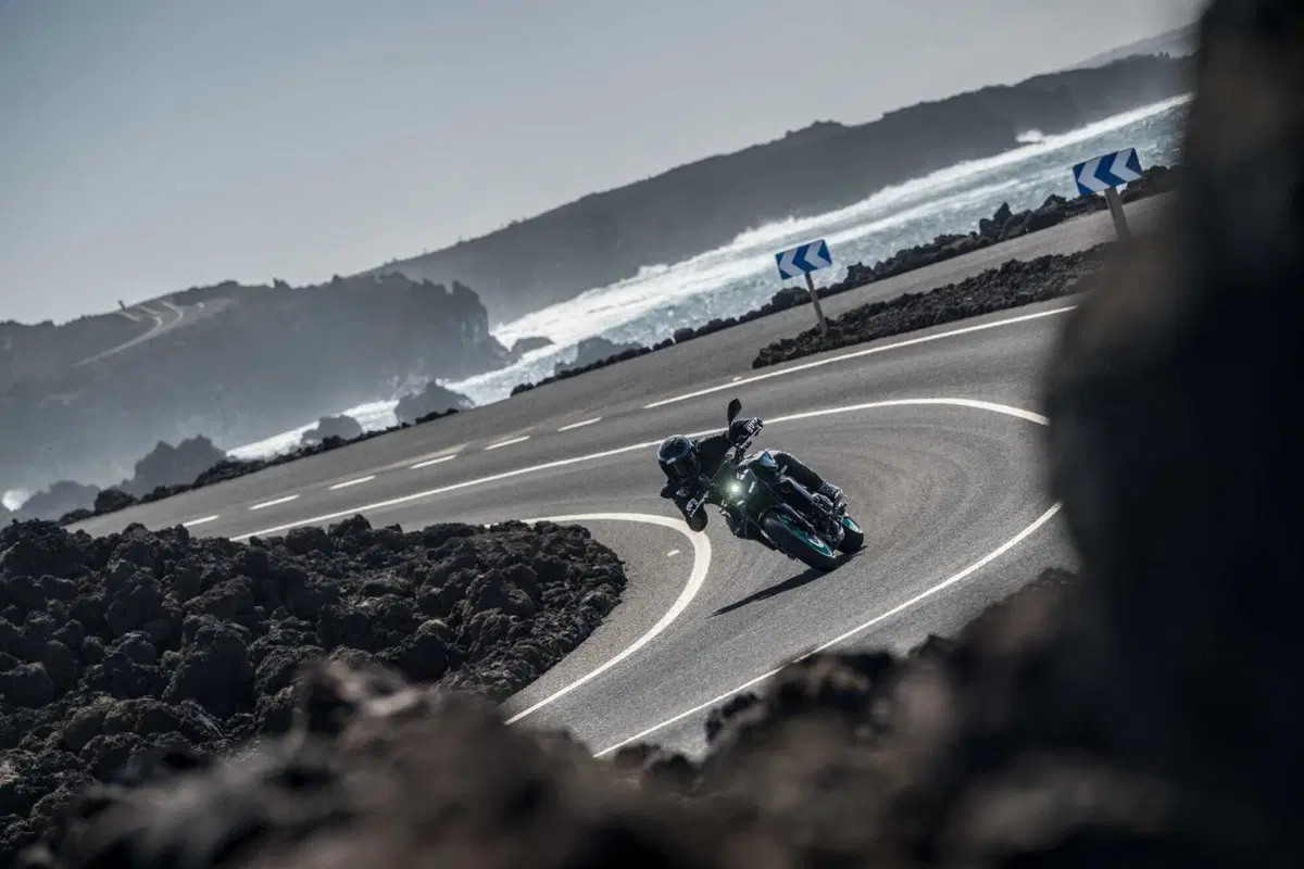 Yamaha MT-09 2024 TEST: un miglioramento costante. La prova su strada, Pro e Contro! [VIDEO E GALLERY] (31)