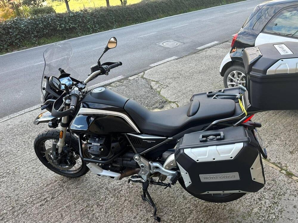 Moto Guzzi V85 TT Guardia d'Onore (2022 - 23)