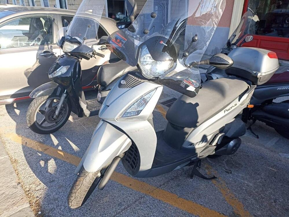 Kymco People 300i GT ABS (2016 - 20) (2)