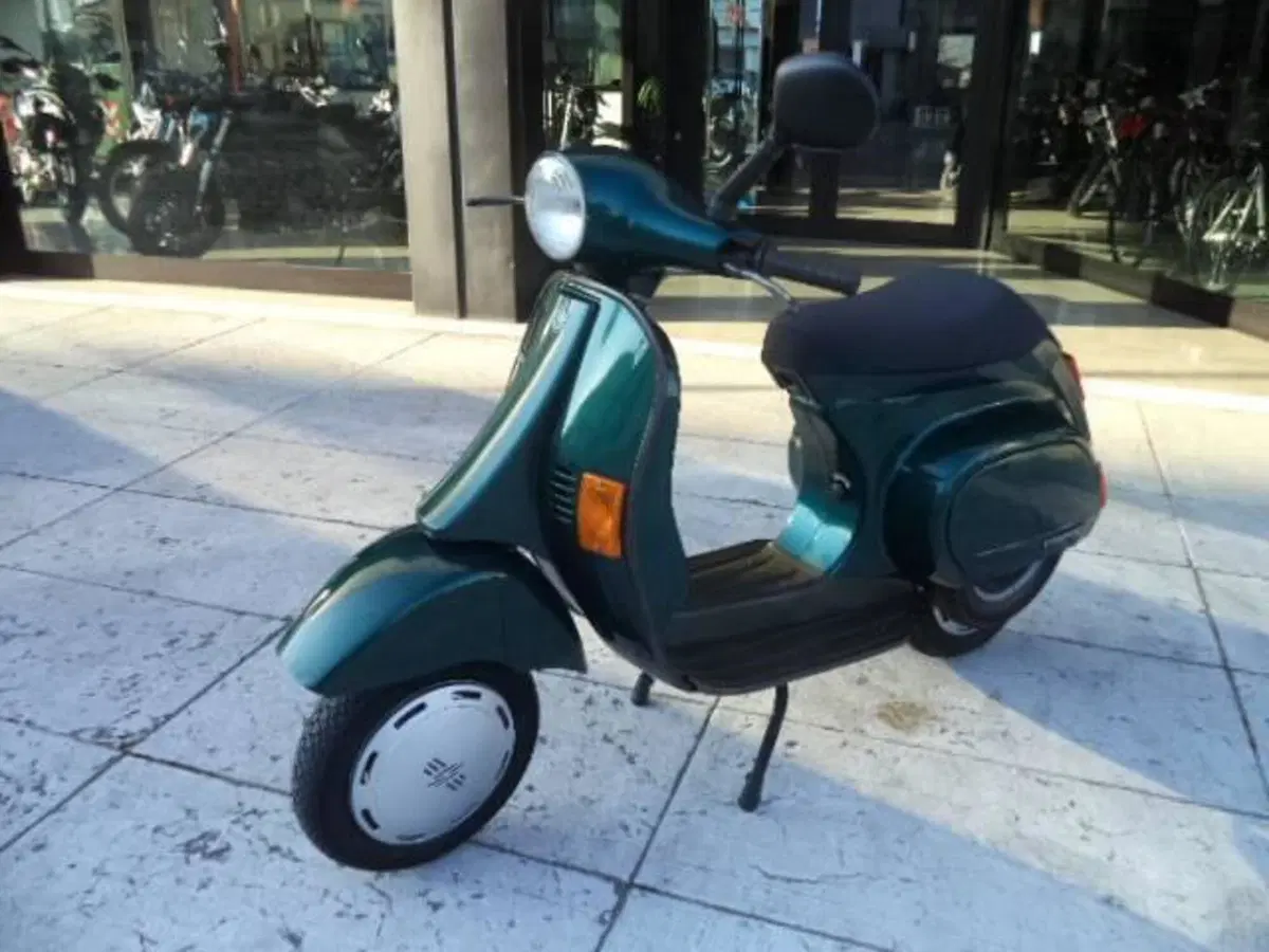 Piaggio Vespa 50 PK (5)