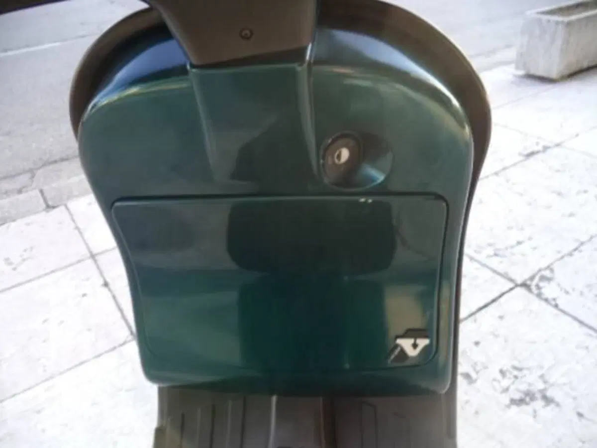 Piaggio Vespa 50 PK (11)