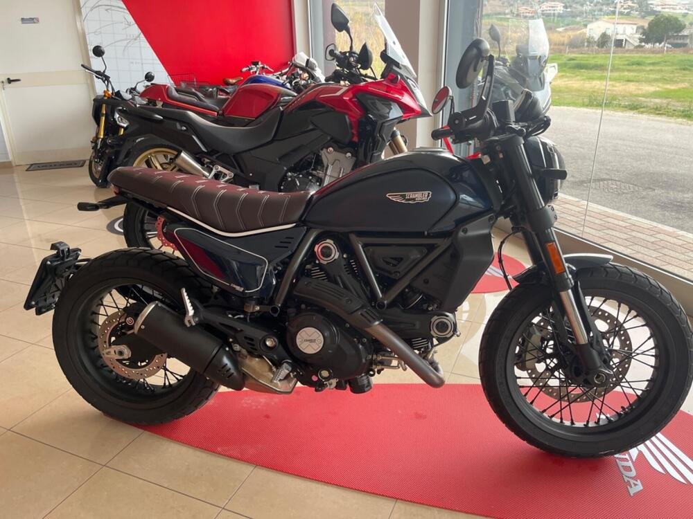Ducati Scrambler 800 Night Shift (2023 - 24)