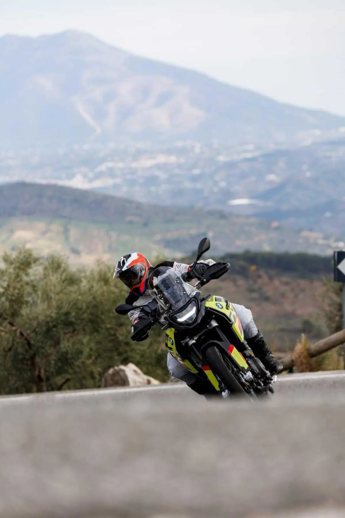 BMW F 900 GS TEST: come va la nuova adventure su strada e in fuoristrada. Pro e contro! [VIDEO E GALLERY] (25)