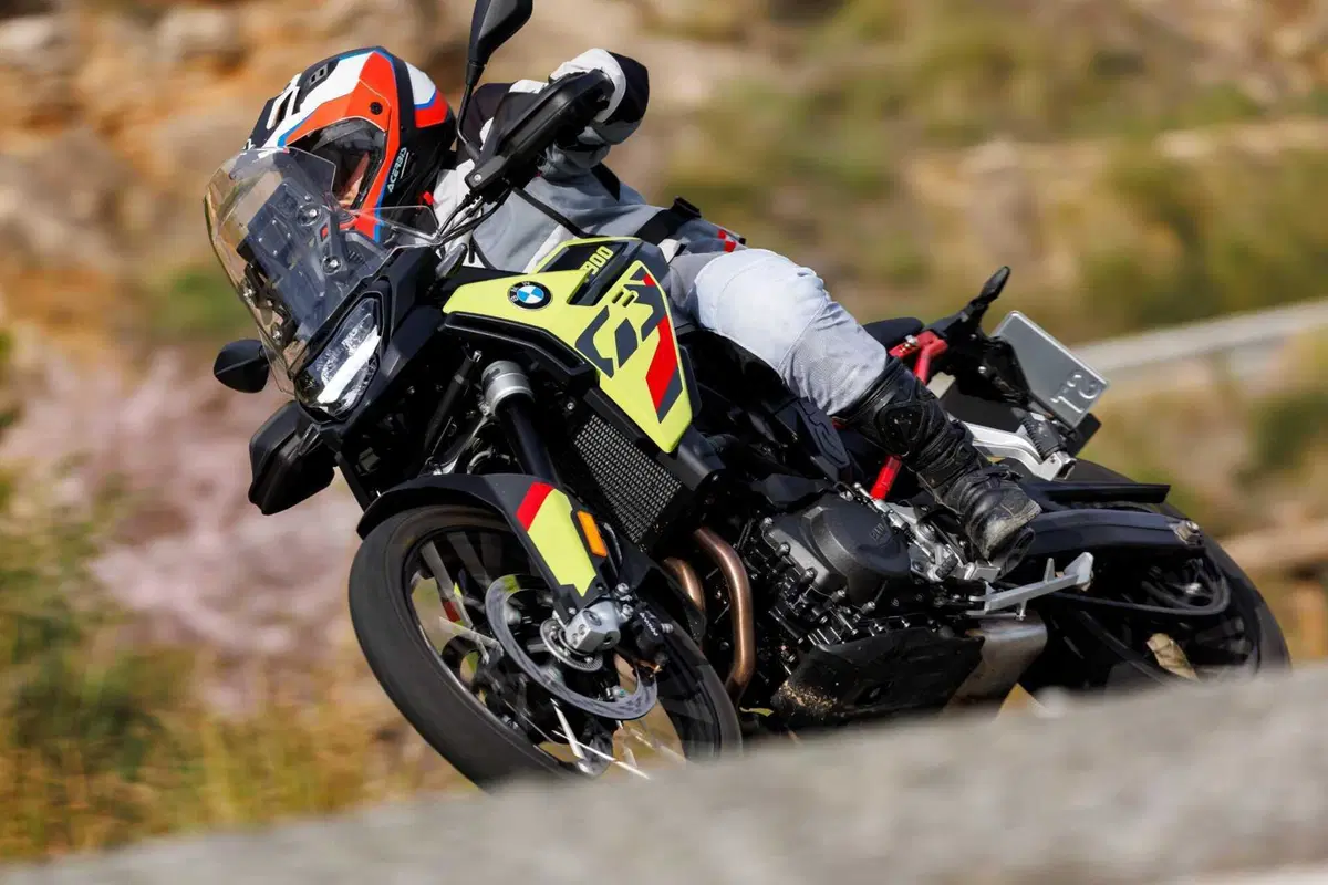 BMW F 900 GS TEST: come va la nuova adventure su strada e in fuoristrada. Pro e contro! [VIDEO E GALLERY] (34)