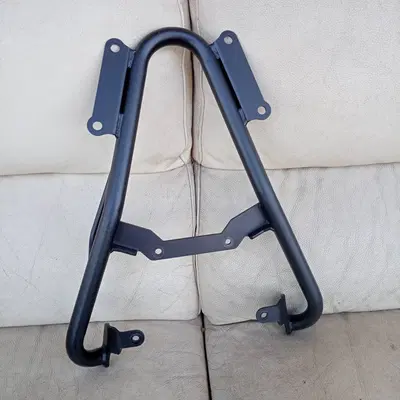 Portapacchi GIVI per Suzuki Gladius