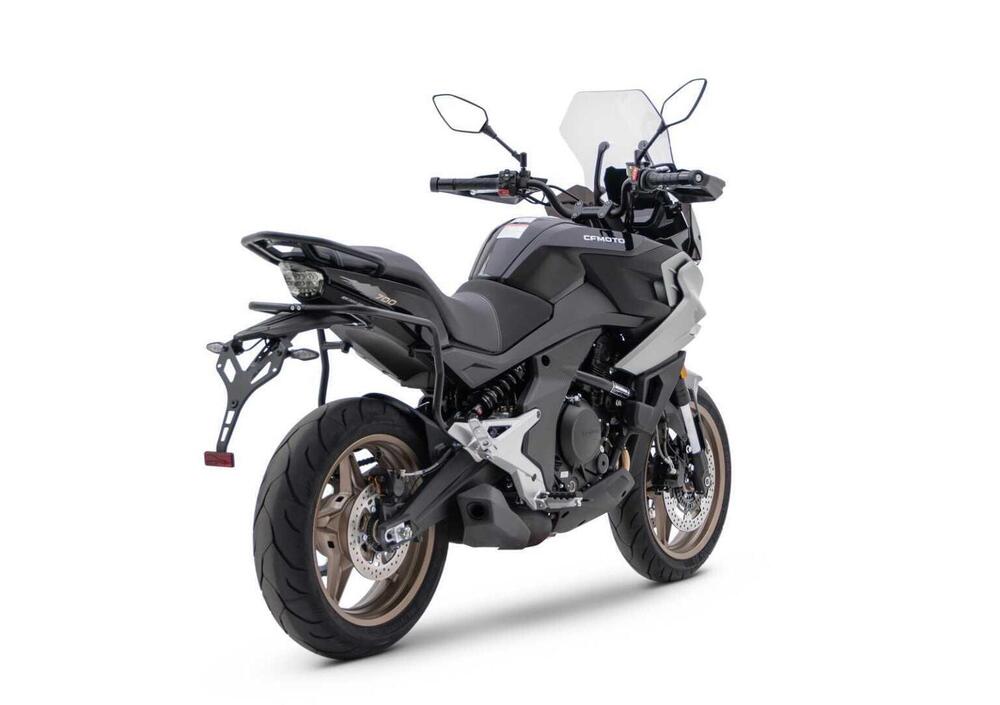 CFMOTO 700MT (2024) (3)