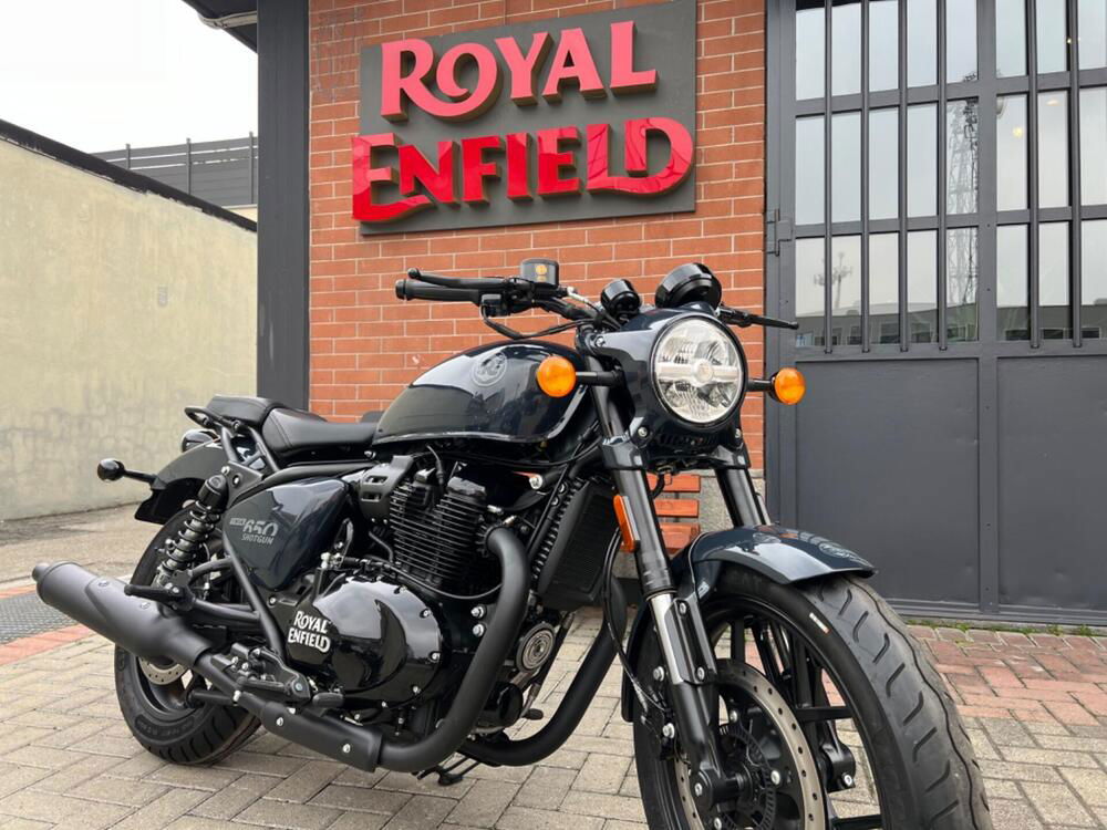 Royal Enfield Shotgun 650 (2024) (4)