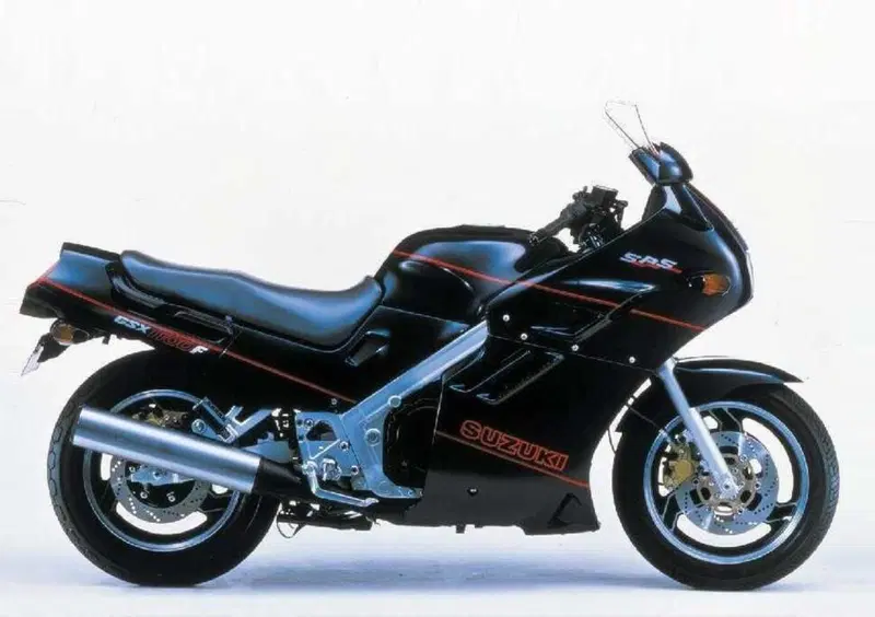 Suzuki GSX 1100 F GSX 1100 F